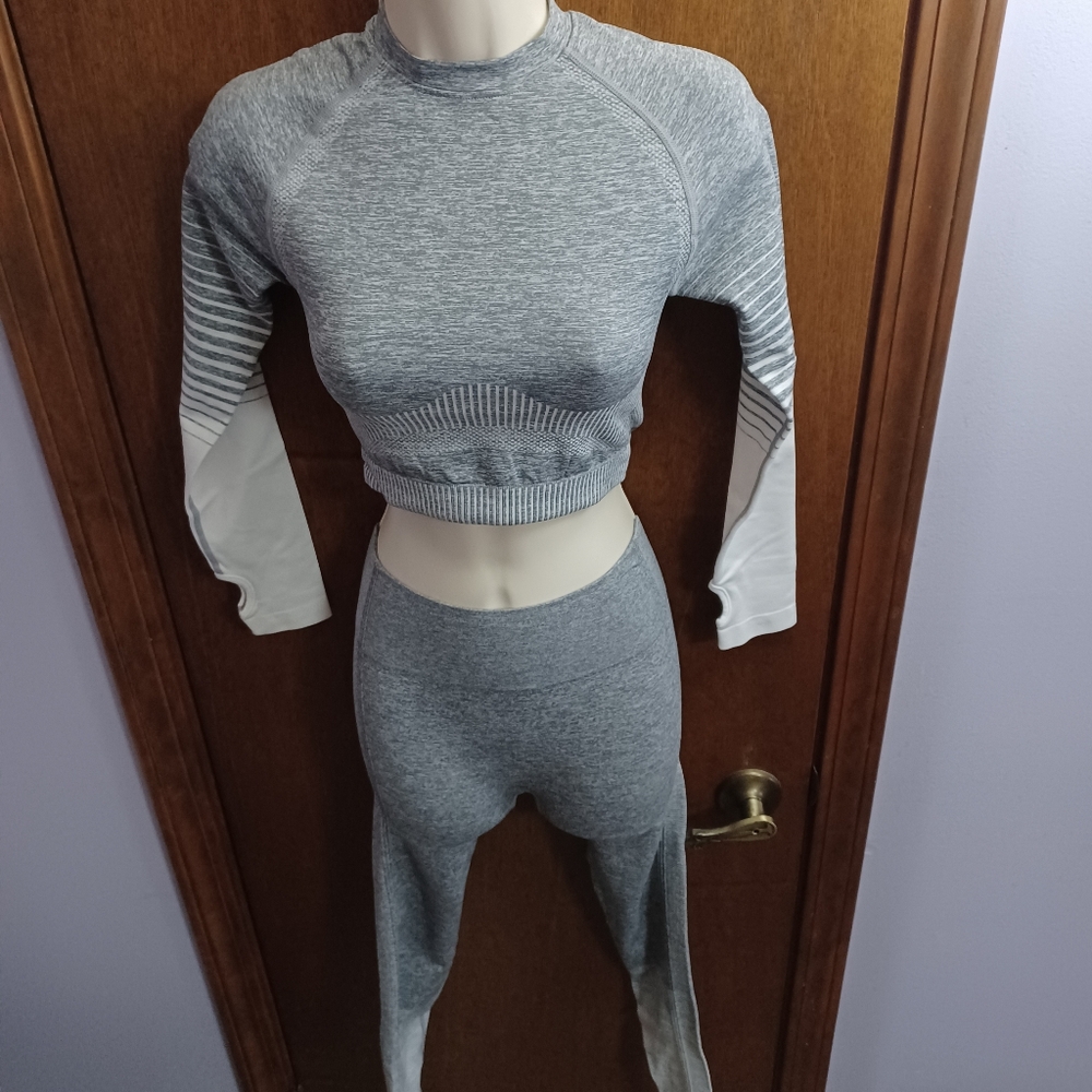 Ladies 2-piece Activewear